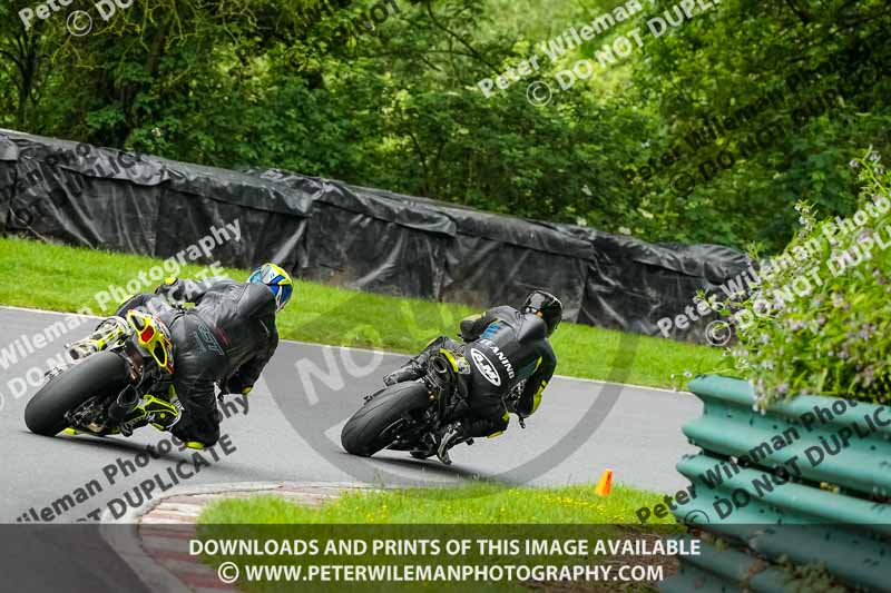 cadwell no limits trackday;cadwell park;cadwell park photographs;cadwell trackday photographs;enduro digital images;event digital images;eventdigitalimages;no limits trackdays;peter wileman photography;racing digital images;trackday digital images;trackday photos